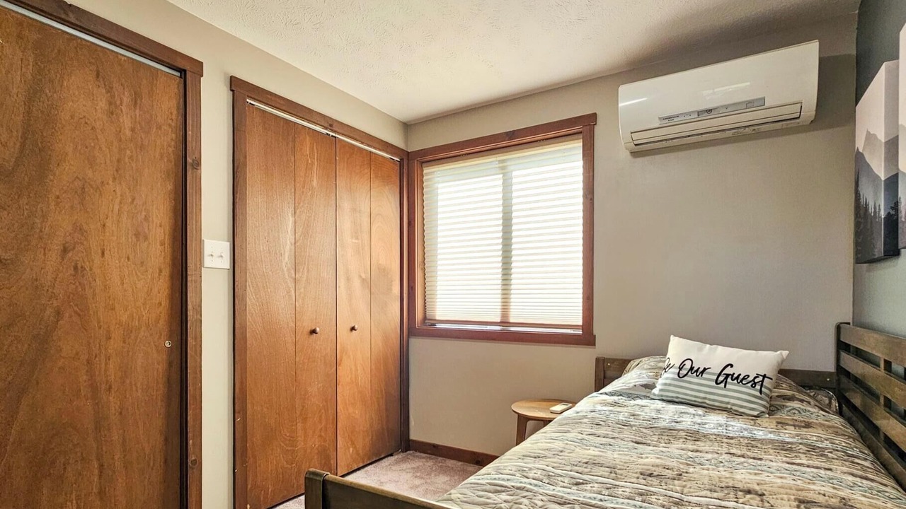 Photo of Bedroom in Mount Jackson