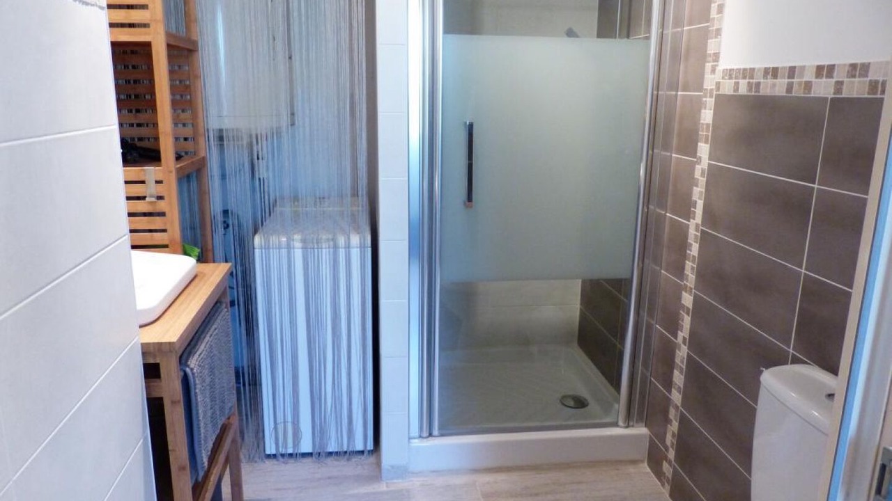 Photo of Bathroom in Peyriac-de-Mer