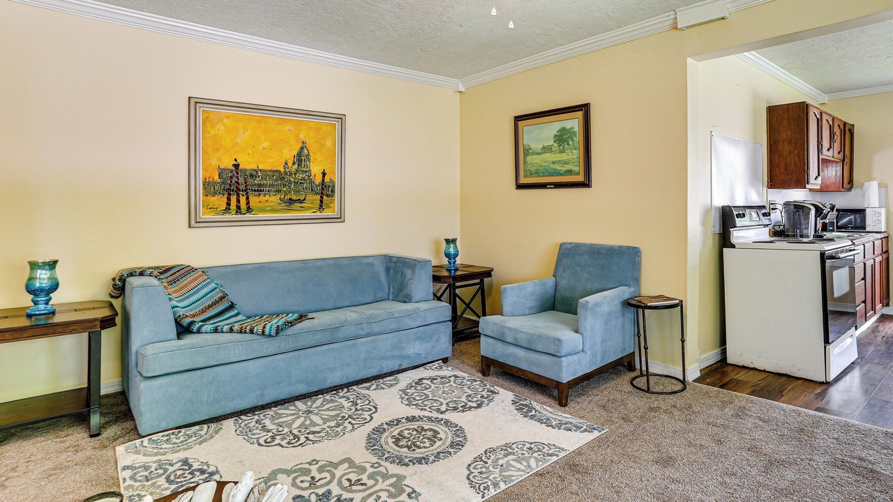 Photo of Bedroom in Lakeview  Jefferson County