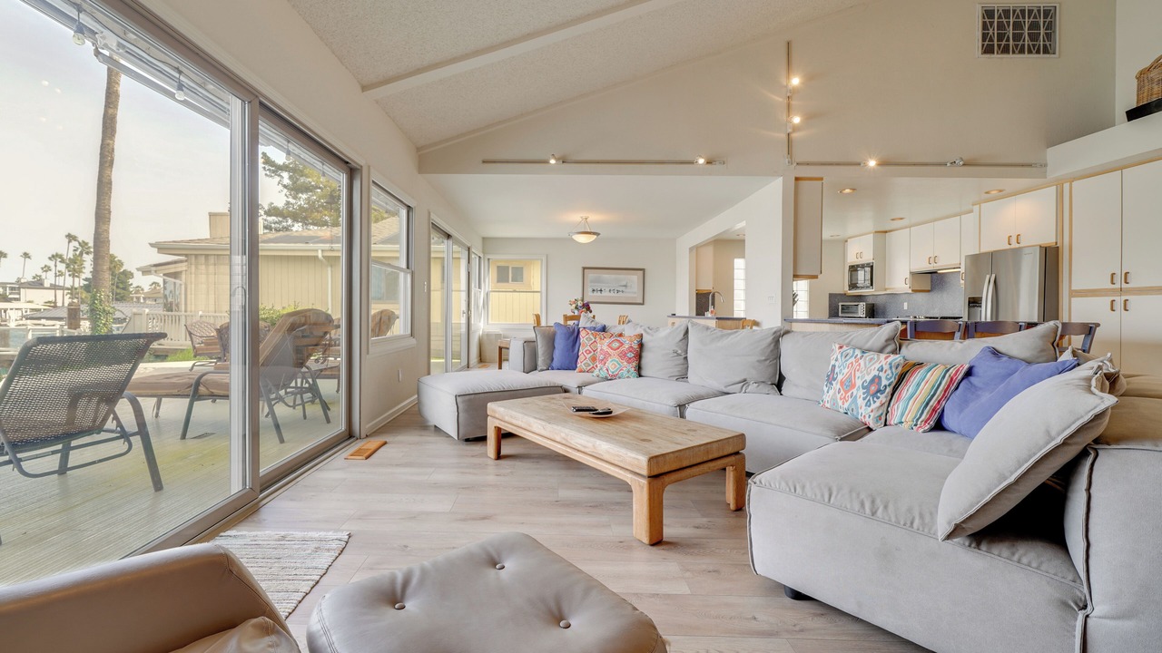 Photo of Livingroom in Discovery Bay