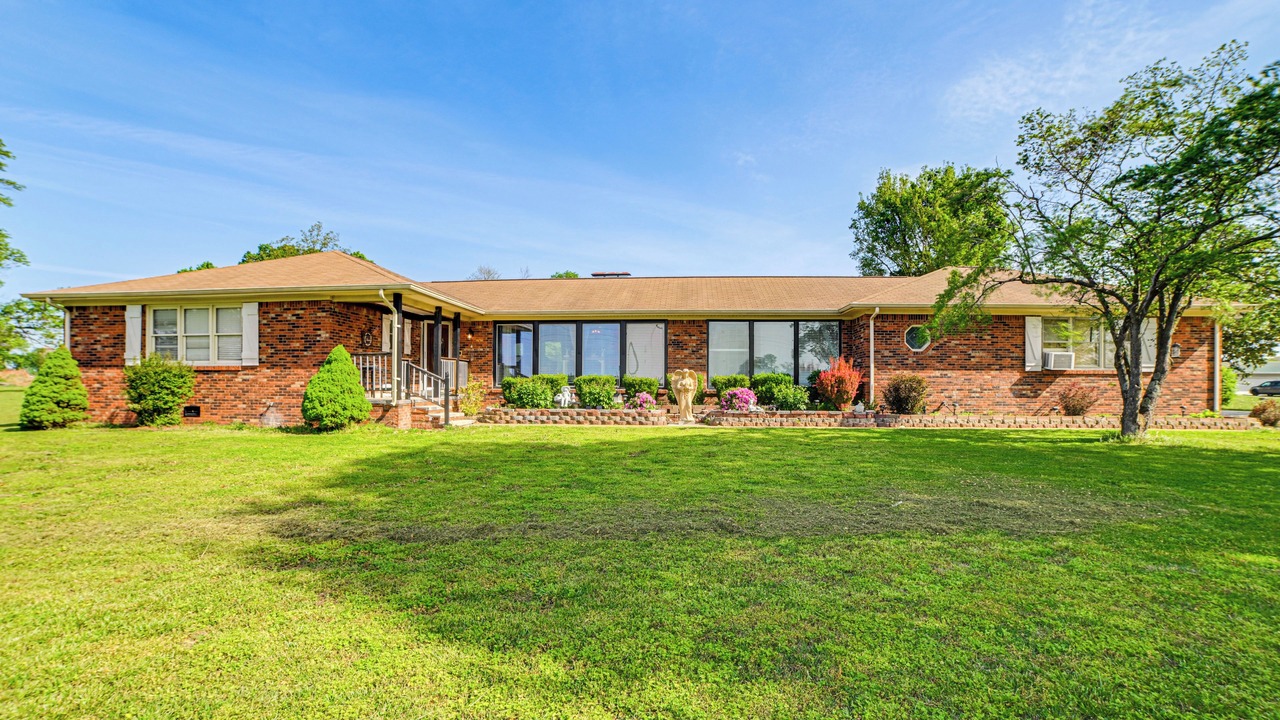 Photo of Outdoor in Oak Grove