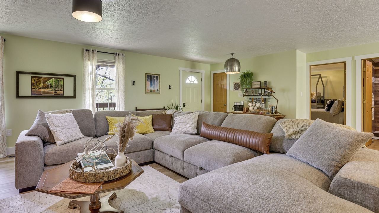 Photo of Bedroom in Laurelville