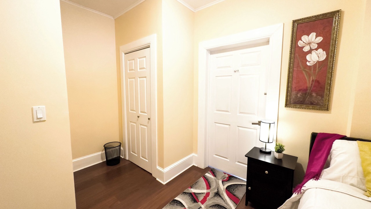 Photo of Bedroom in Tarrytown