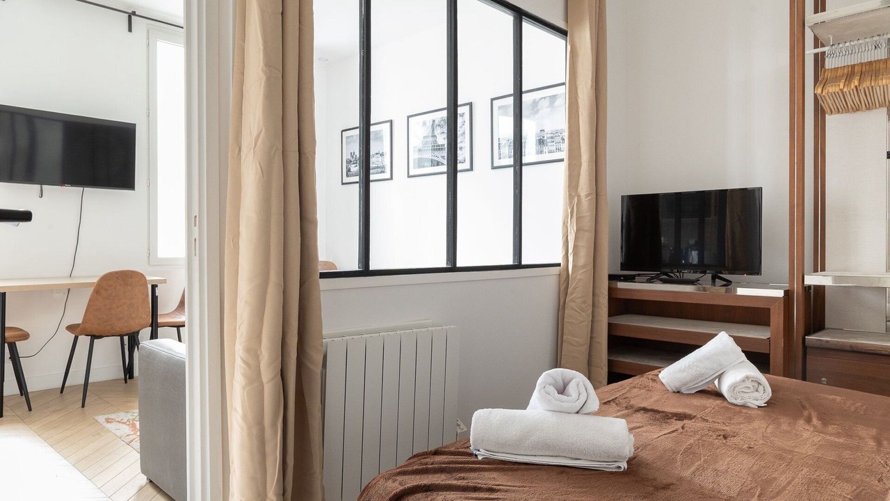 Photo of Bedroom in Quartier de la Folie-Mericourt