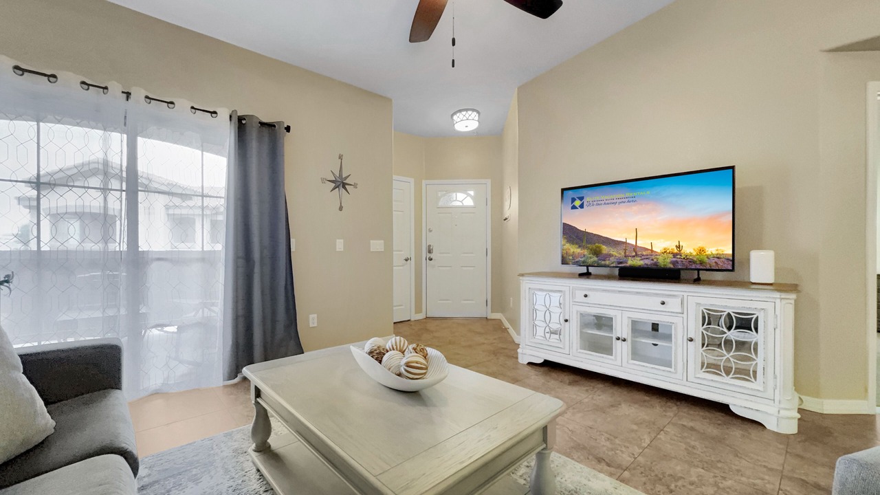Photo of Livingroom in Parkwood Ranch