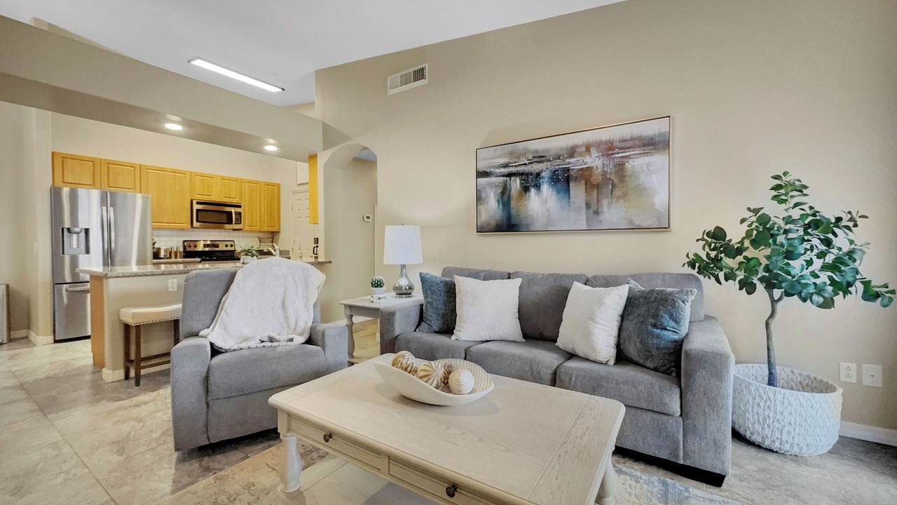 Photo of Livingroom in Parkwood Ranch