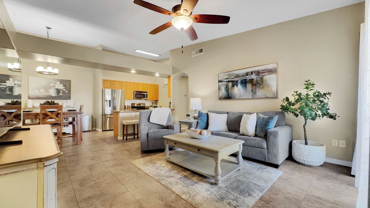 Photo of Livingroom in Parkwood Ranch