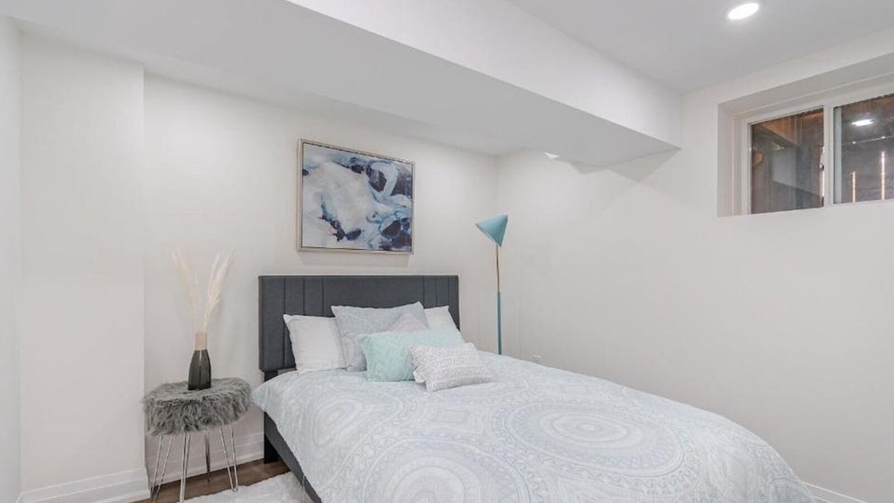 Photo of Bedroom in Oakwood Village