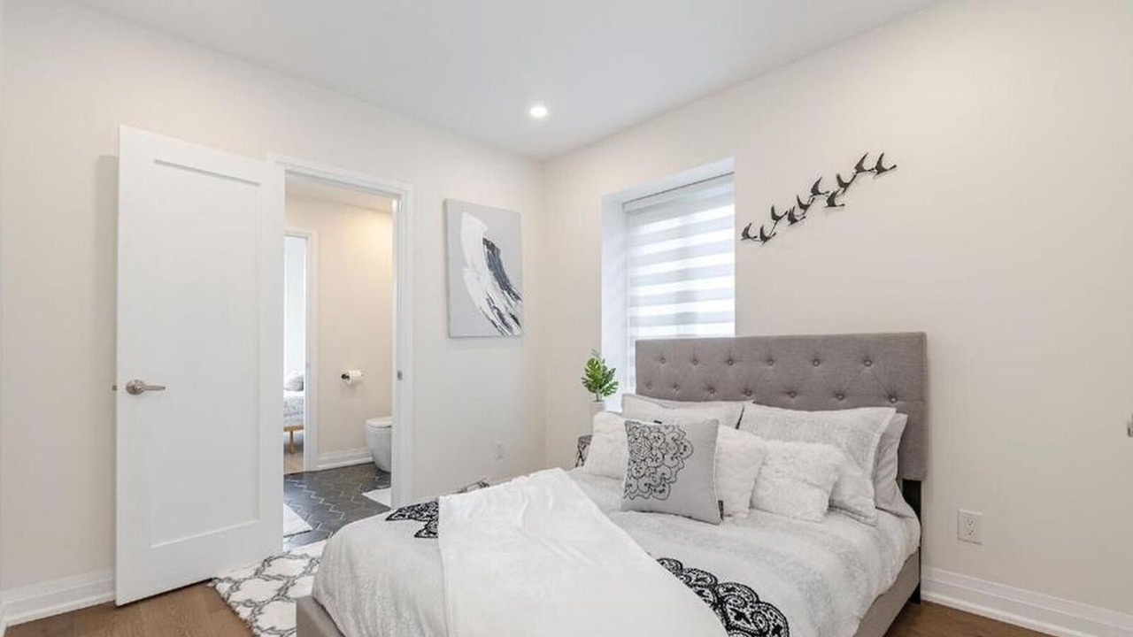Photo of Bedroom in Oakwood Village