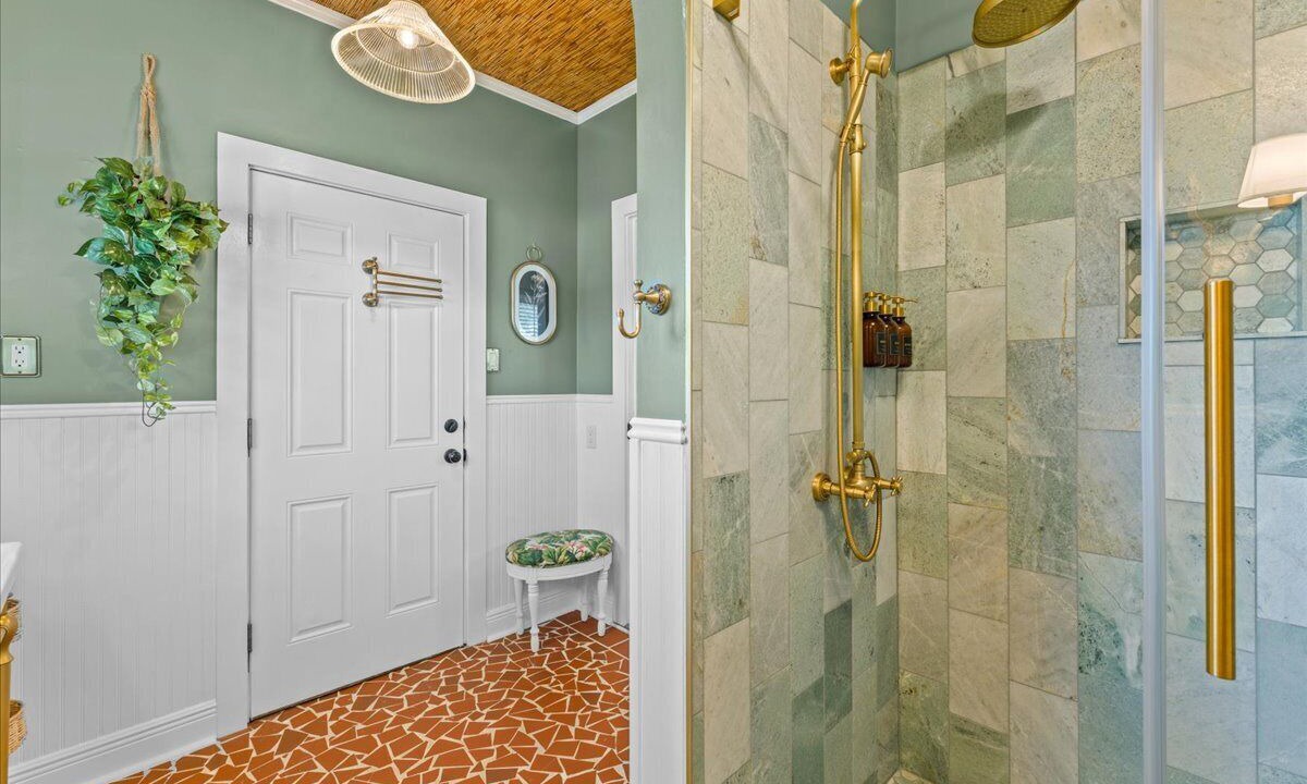 Photo of Bathroom in Tarpon Springs