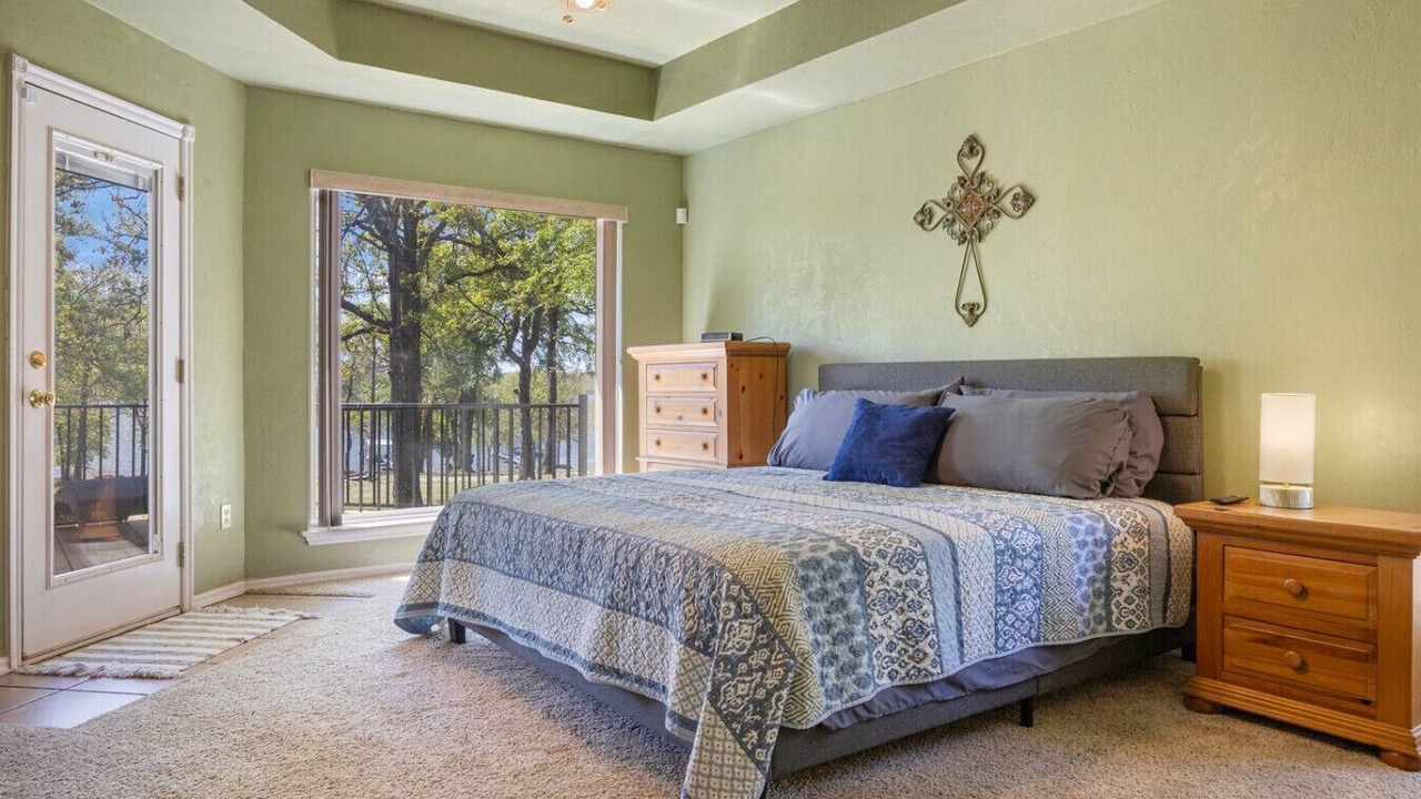 Photo of Bathroom in Texanna
