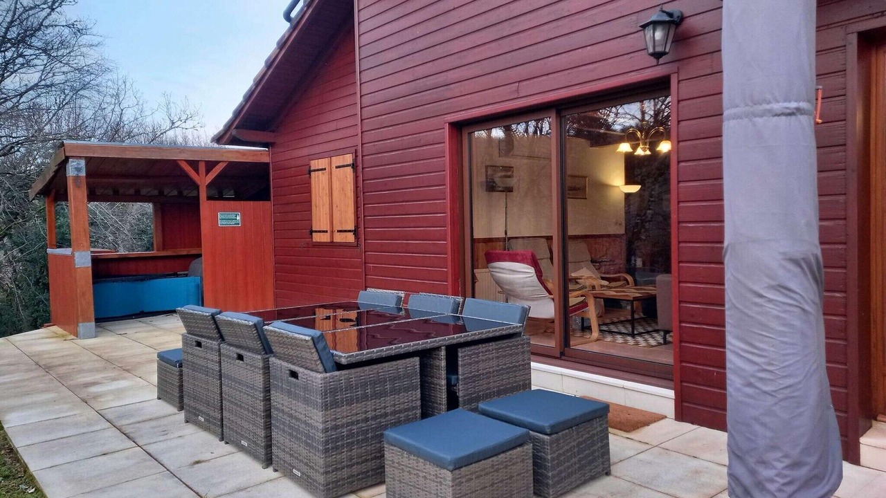 Photo of Patio Balcony in Lachapelle-Auzac