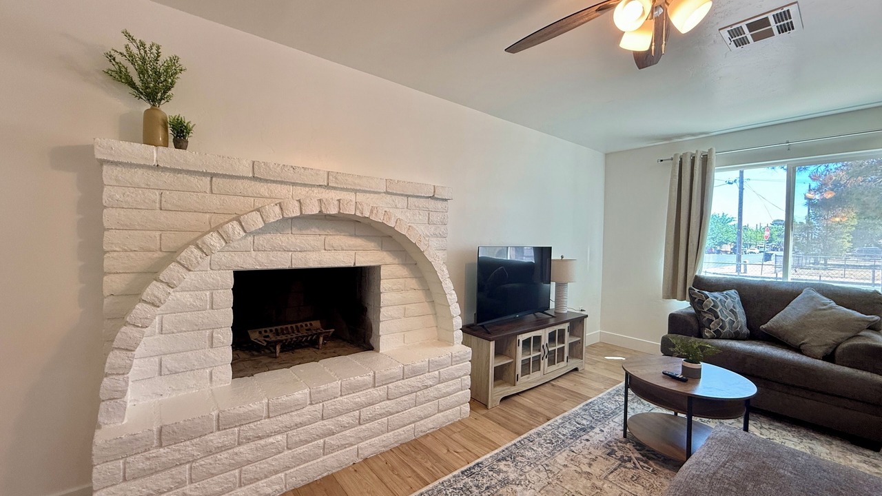 Photo of Livingroom in Safford