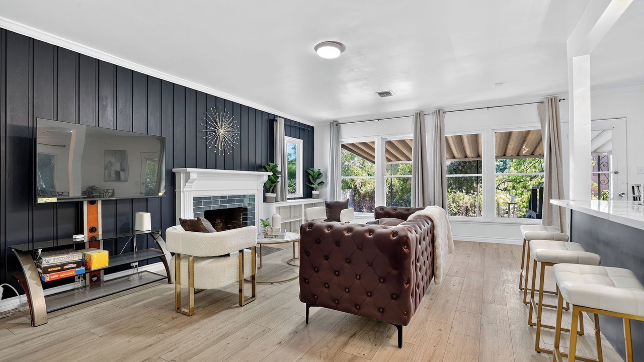 Photo of Livingroom in Pasadena