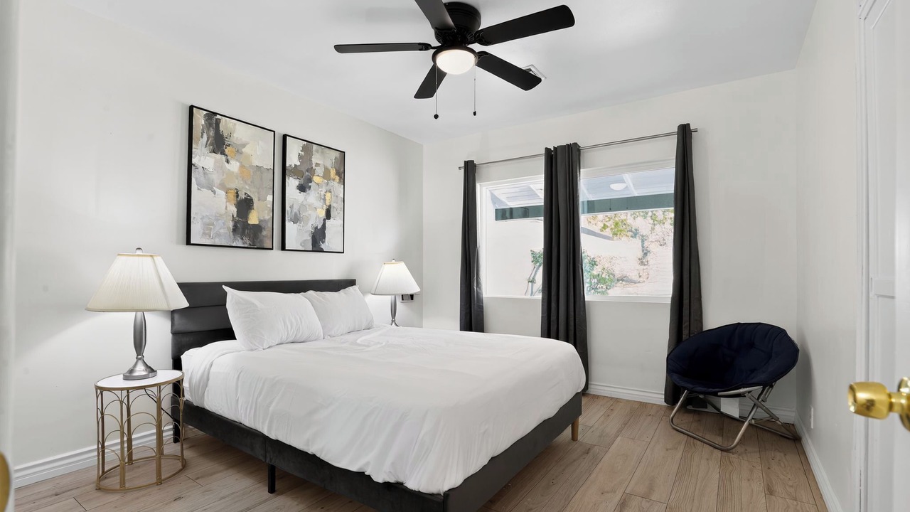 Photo of Bedroom in Pasadena