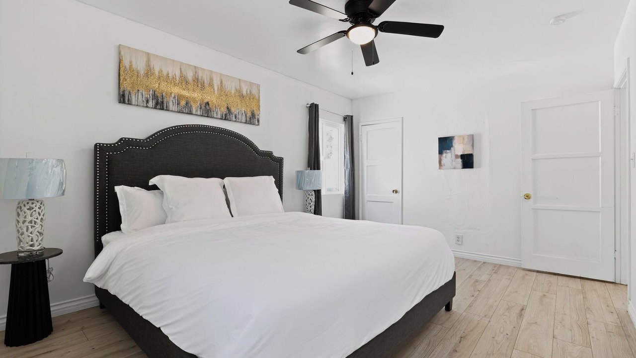Photo of Bedroom in Pasadena