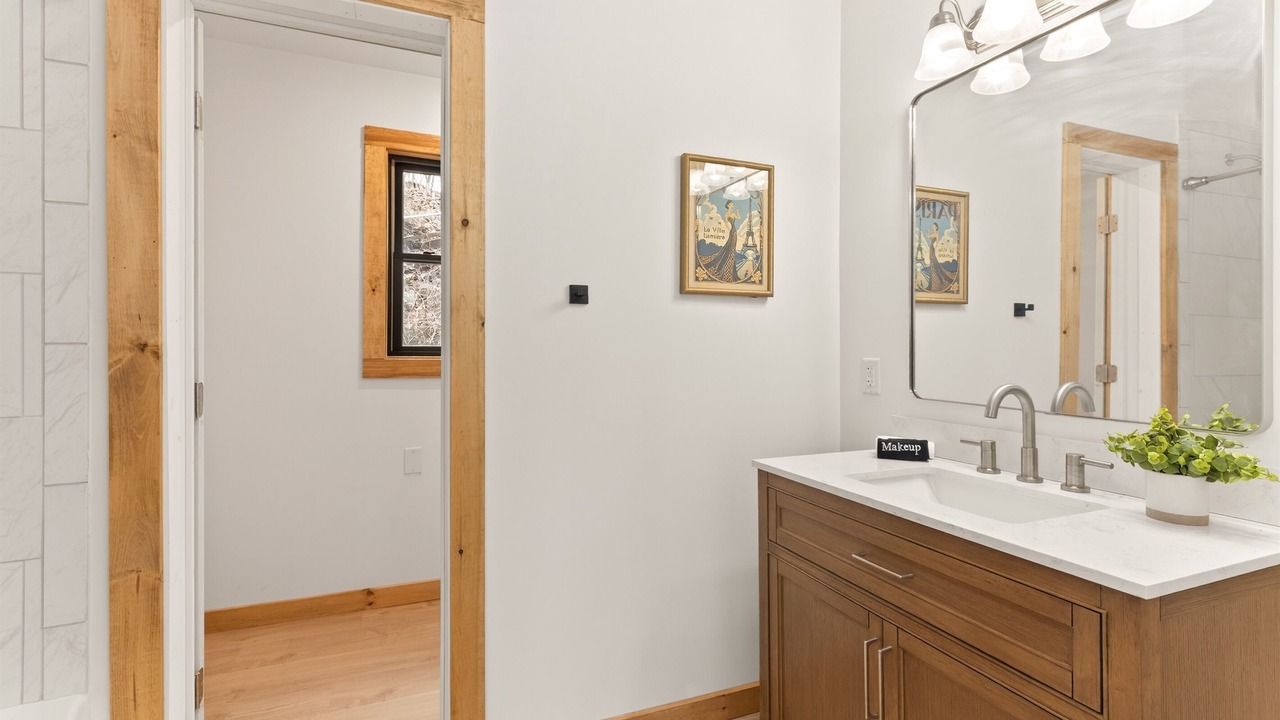 Photo of Bathroom in Town of Torrey