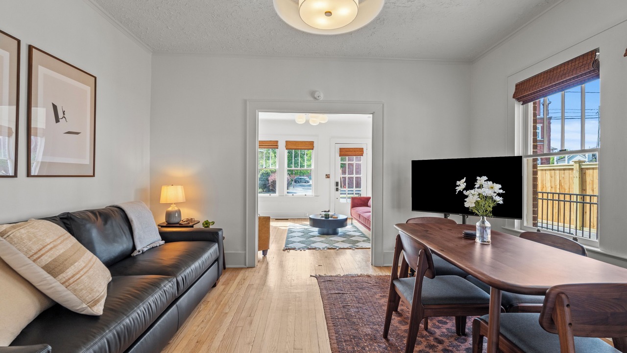 Photo of Livingroom in Huntsville