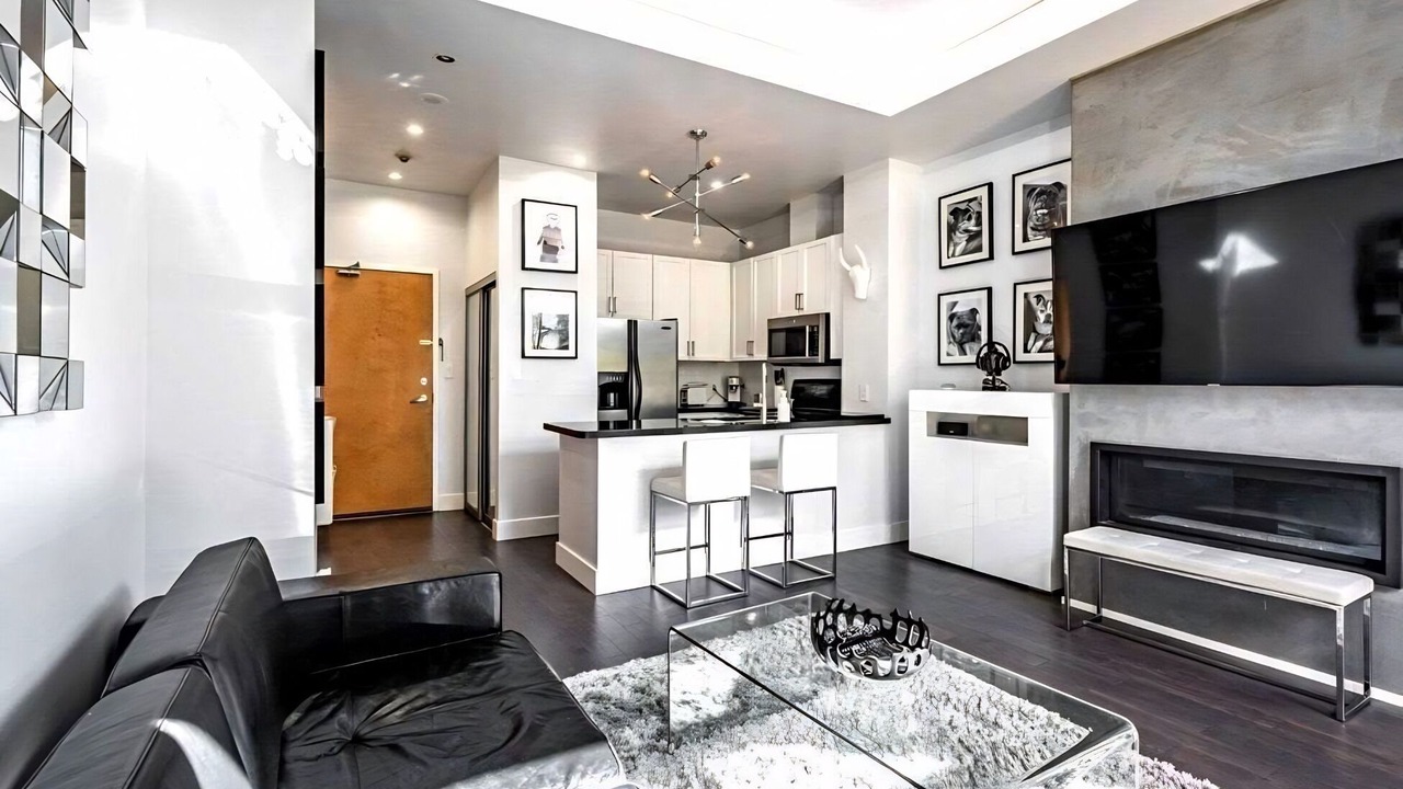 Photo of Livingroom in Bay Cloverhill