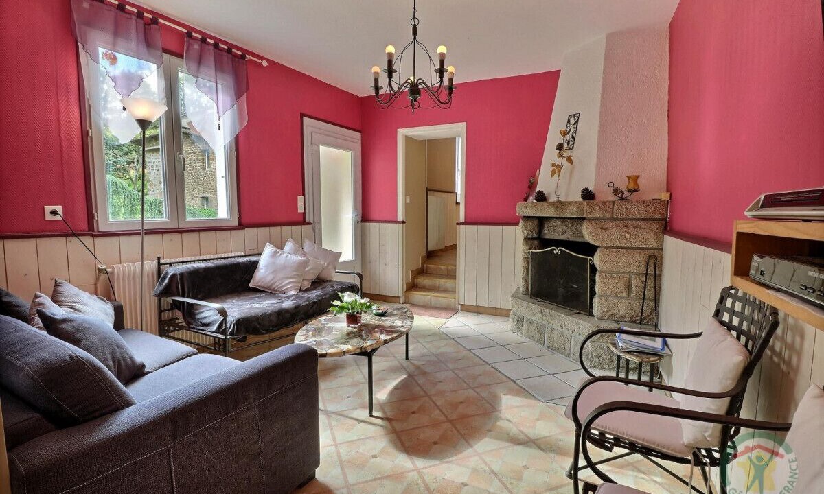 Photo of Livingroom in La Bazouge-du-Desert