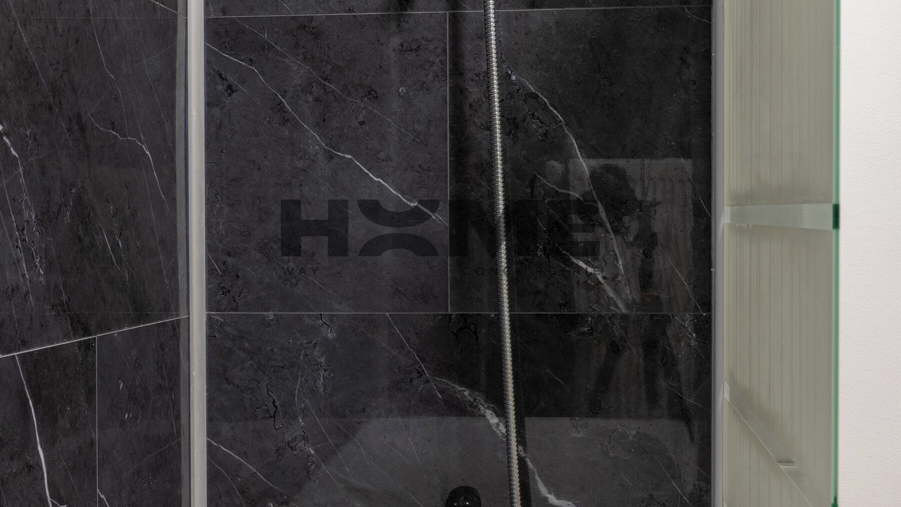 Photo of Bathroom in Cambrai