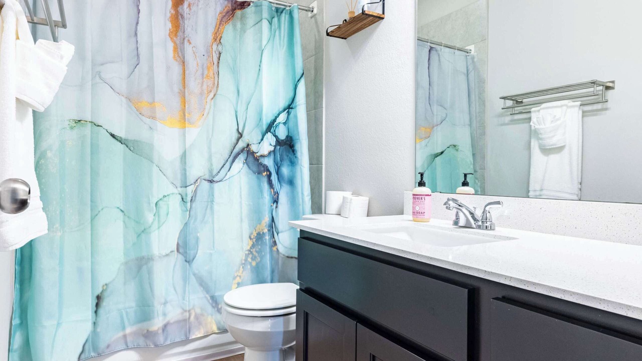 Photo of Bathroom in Lago Vista