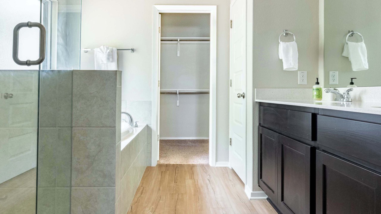 Photo of Bathroom in Lago Vista