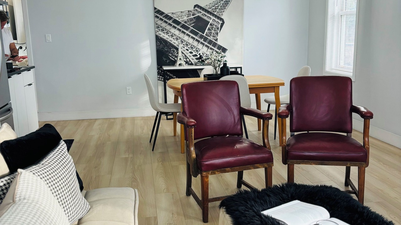 Photo of Livingroom in Bridgeview