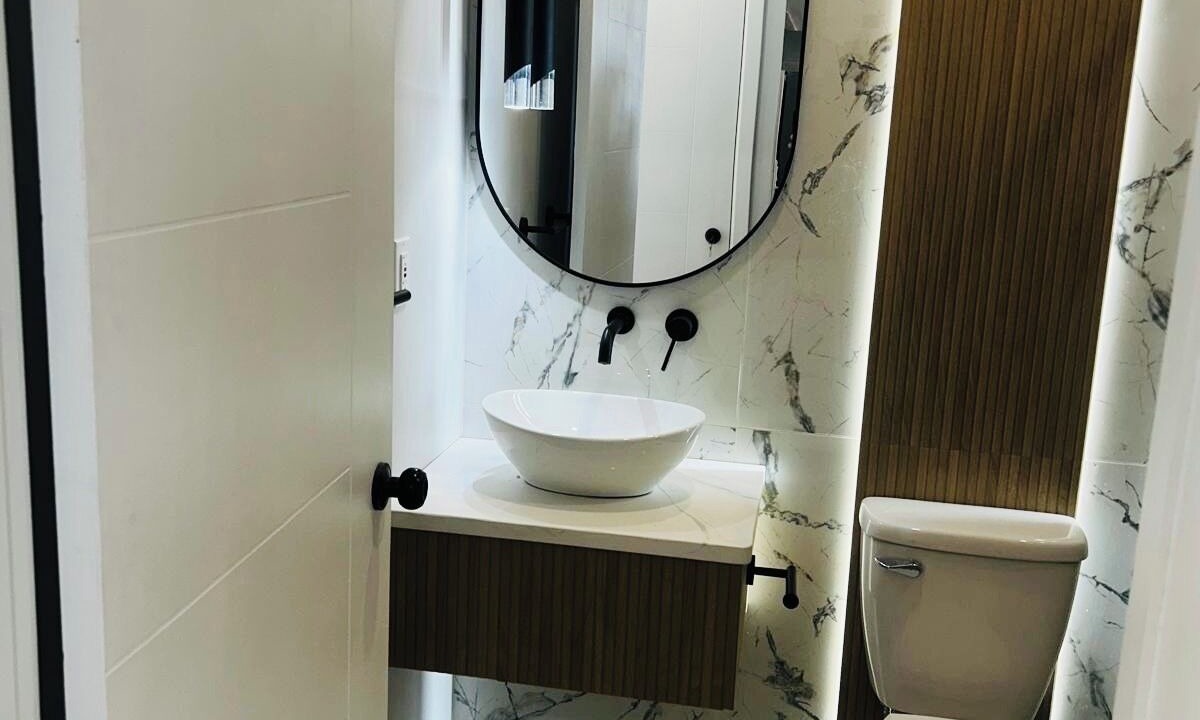 Photo of Bathroom in Bridgeview
