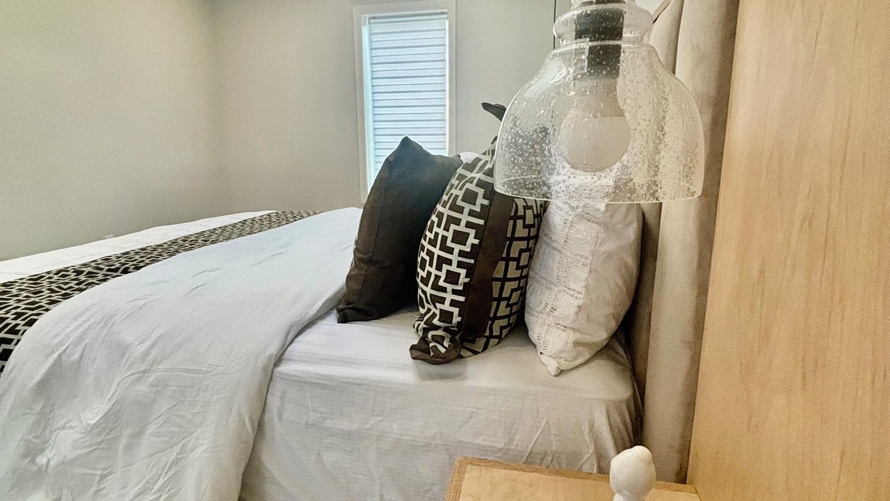 Photo of Bedroom in Bridgeview