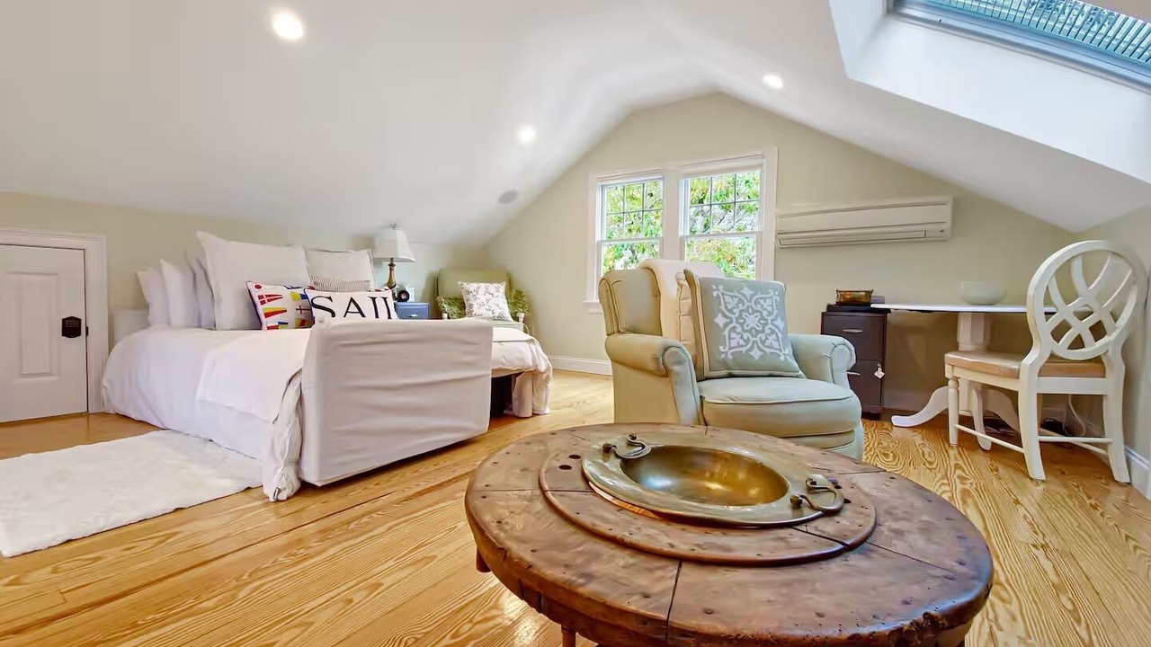 Photo of Bedroom in Mashpee