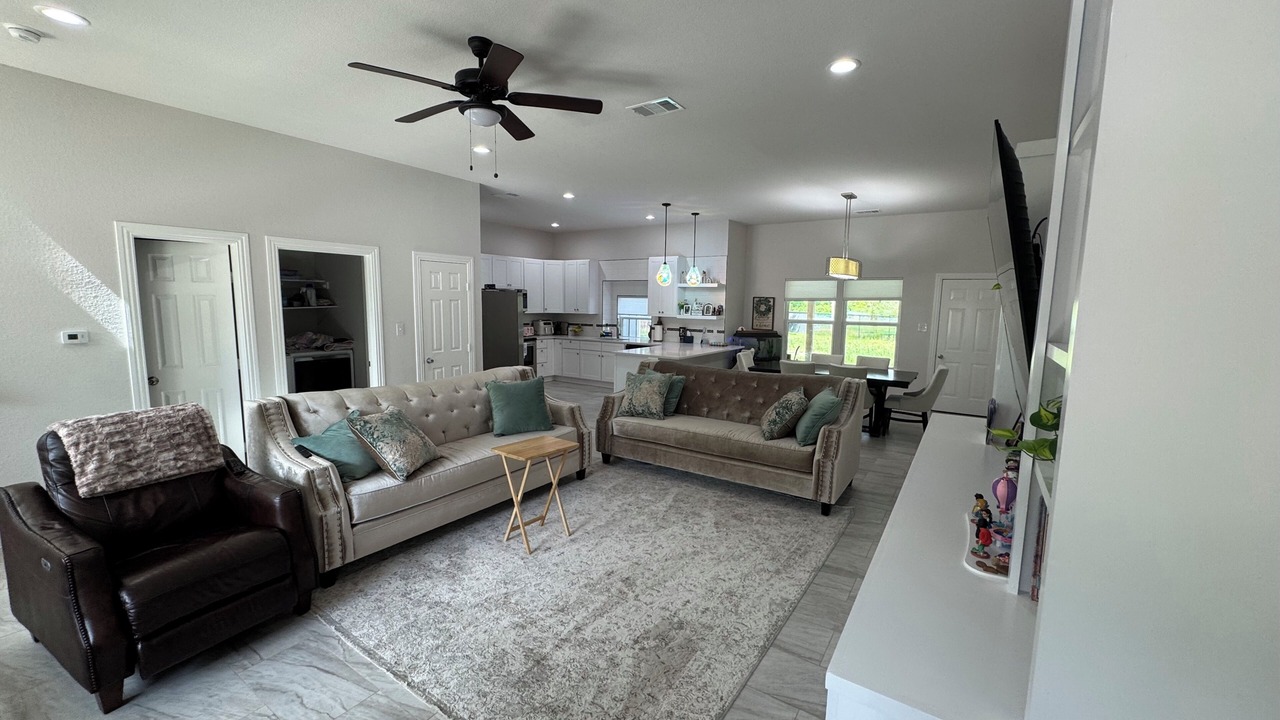 Photo of Livingroom in Waxahachie