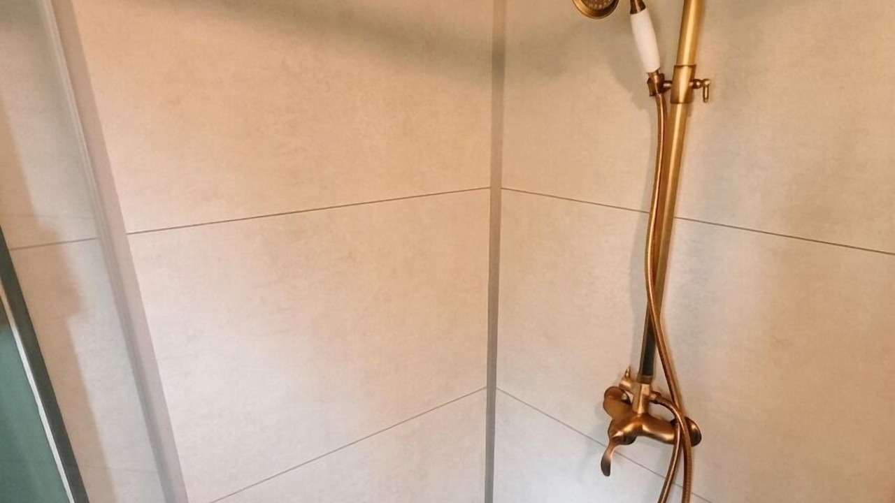 Photo of Bathroom in Saint-Blimont