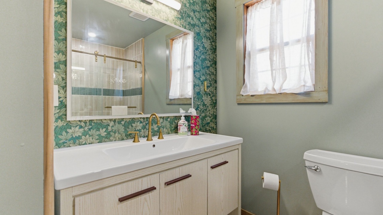 Photo of Bathroom in South Bloomingville