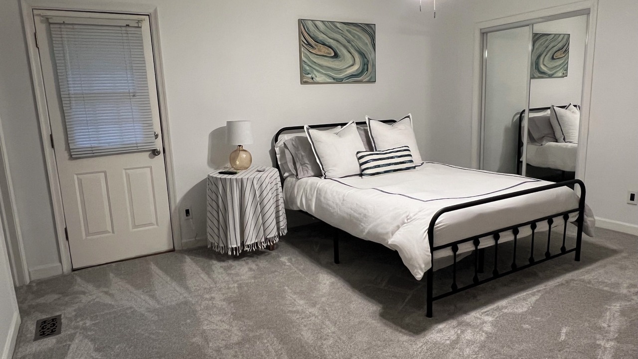 Photo of Bedroom in Elizabeth City