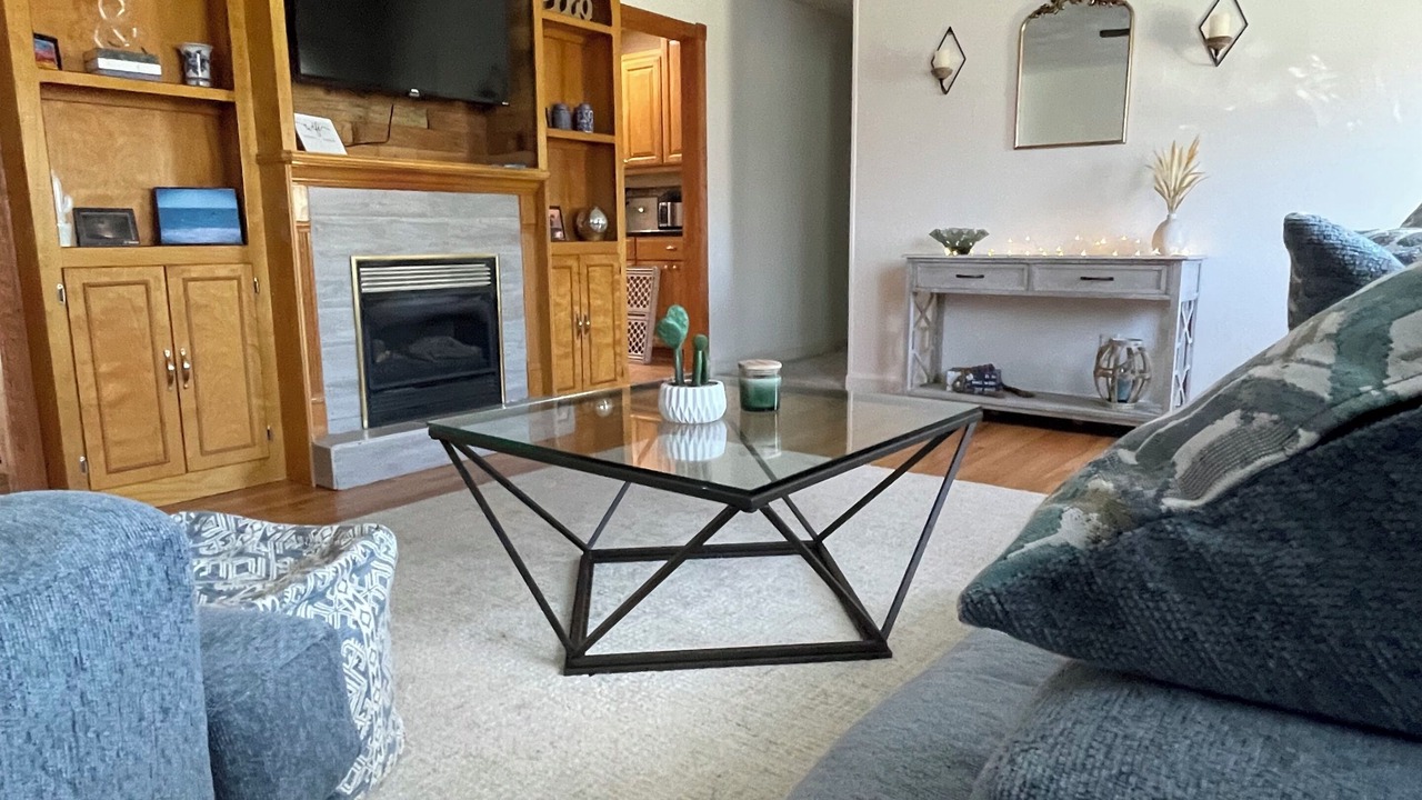 Photo of Livingroom in Elizabeth City