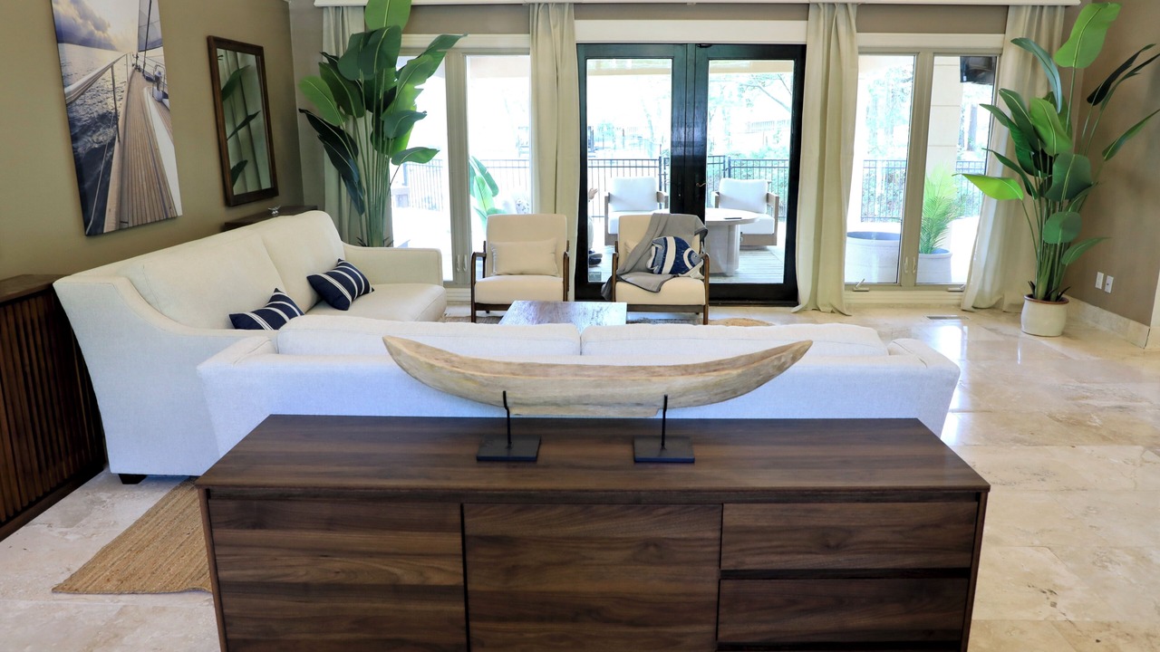 Photo of Livingroom in Mid America