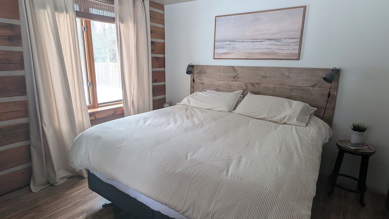Photo of Bedroom in Manitoulin District