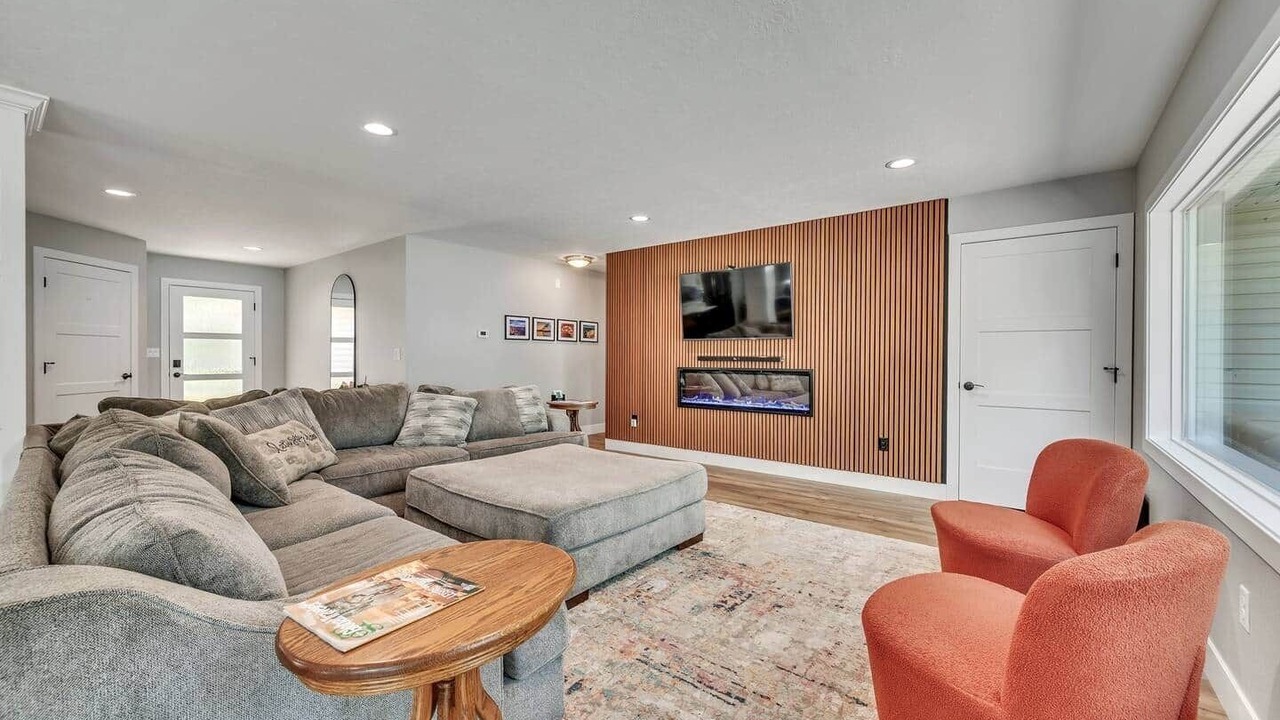 Photo of Livingroom in Spirit Lake