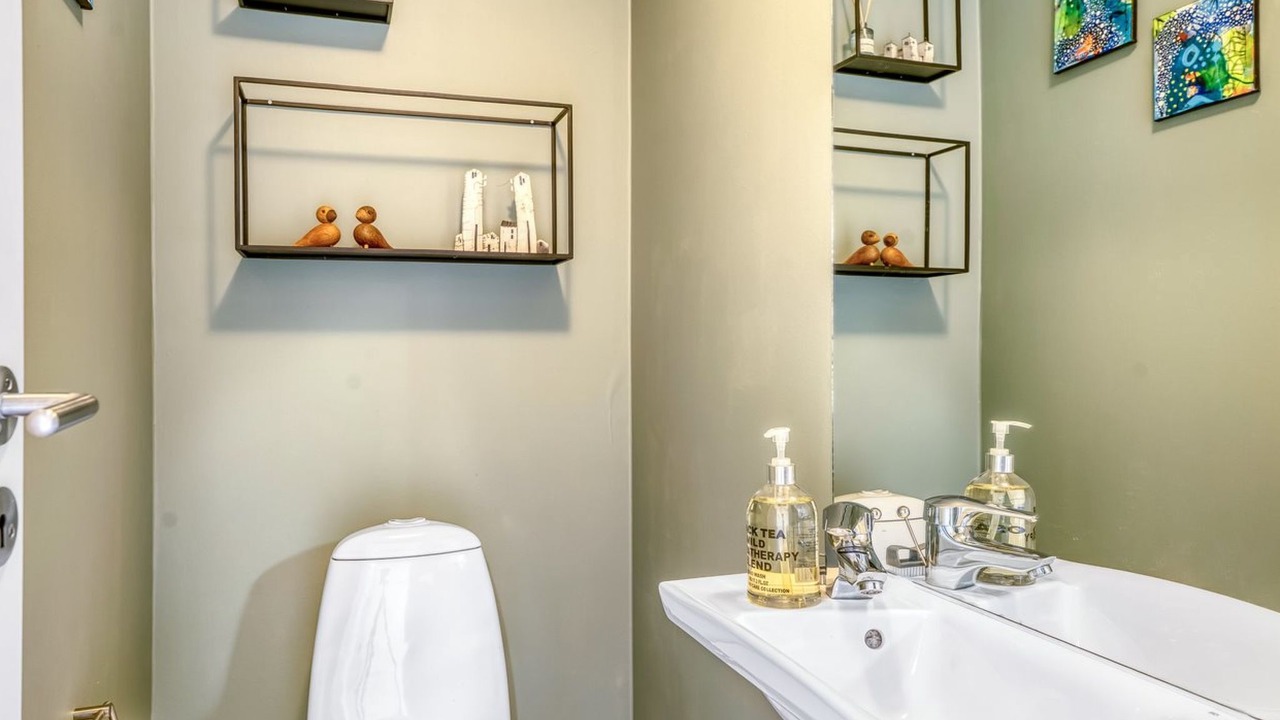 Photo of Bathroom in Trend