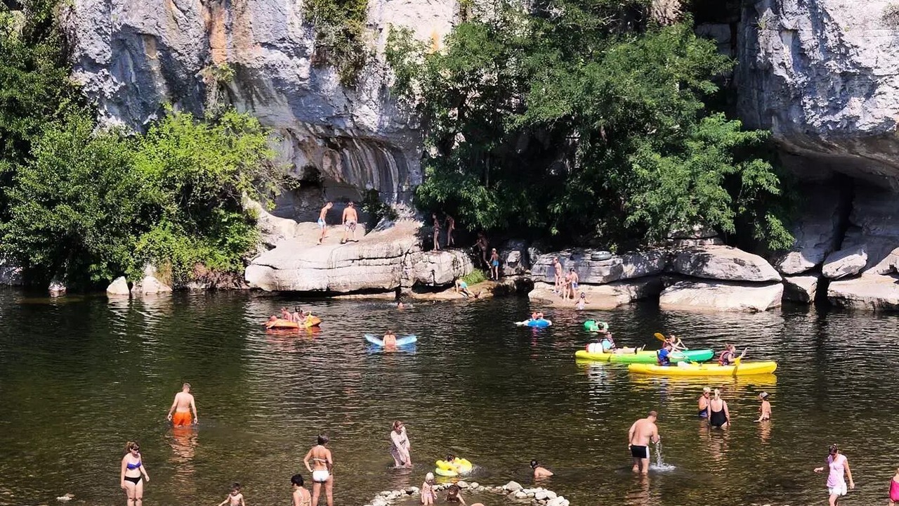 Photo of Others in Casteljau