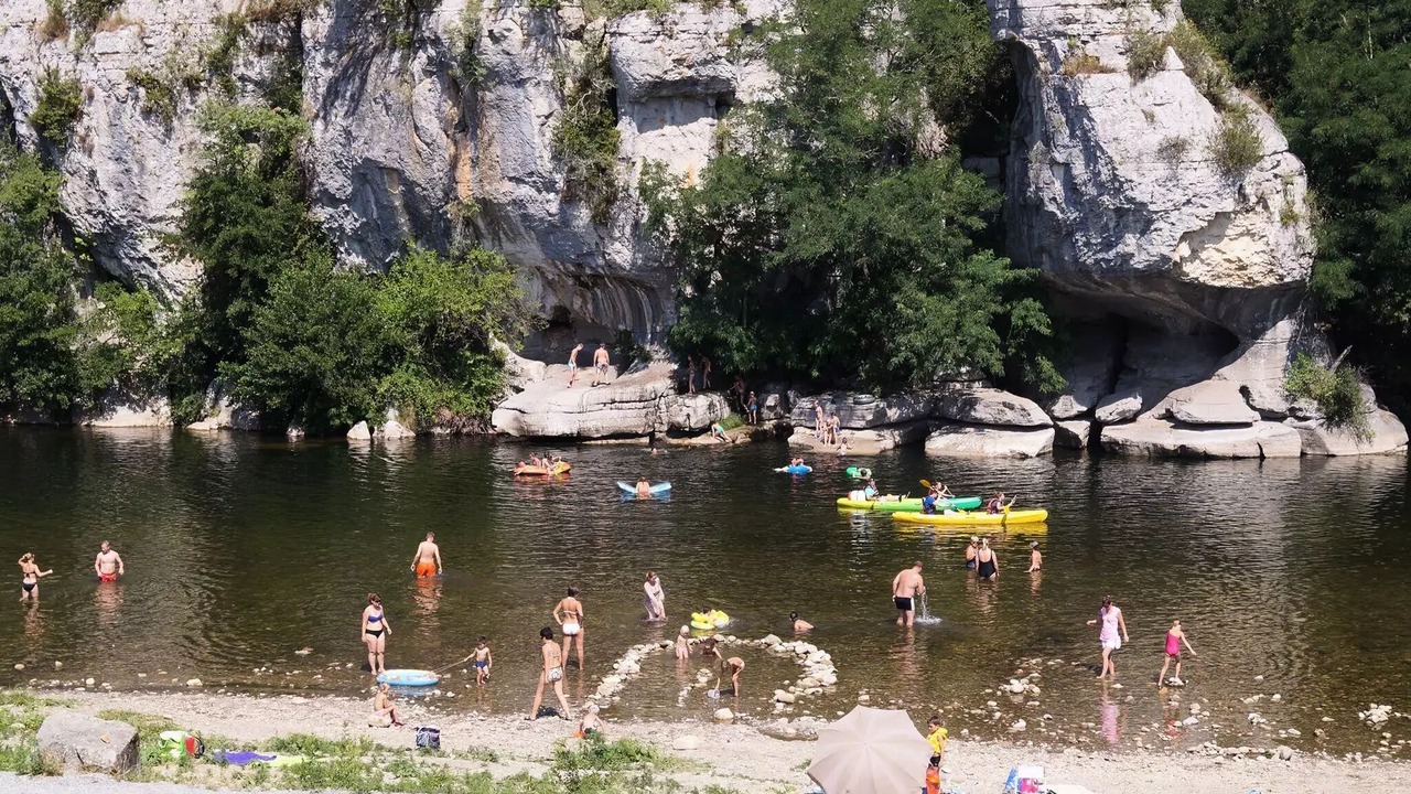 Photo of Others in Casteljau