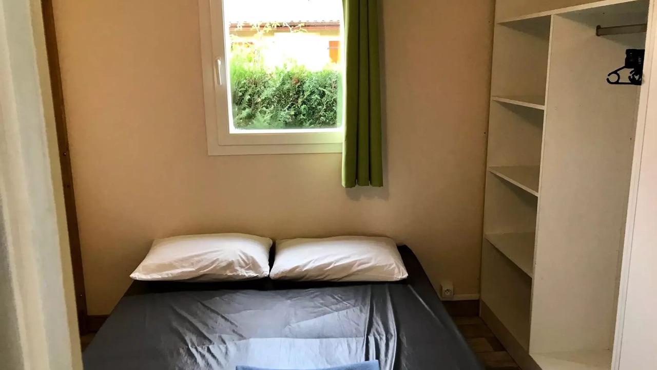 Photo of Bedroom in Sainte-Eulalie-en-Born