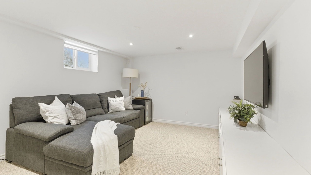 Photo of Livingroom in North York