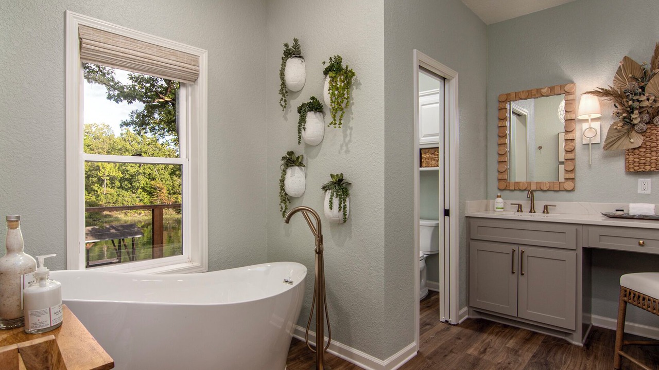 Photo of Bathroom in Hot Springs Village