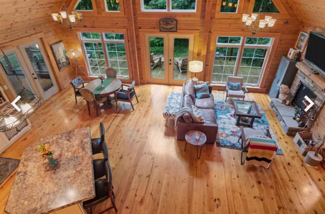 Photo of Livingroom in Bass Lake