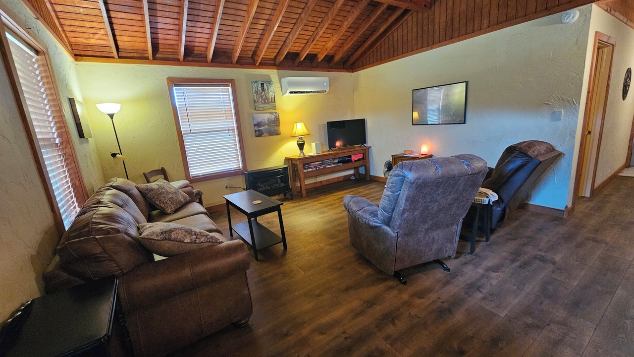 Photo of Livingroom in Boswell