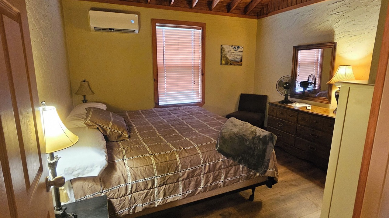 Photo of Bedroom in Boswell