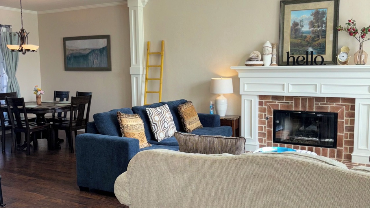 Photo of Livingroom in Edmond