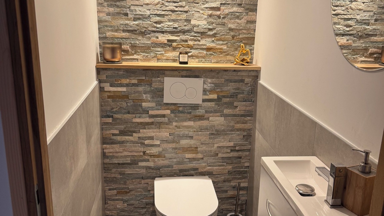 Photo of Bathroom in Drumettaz-Clarafond